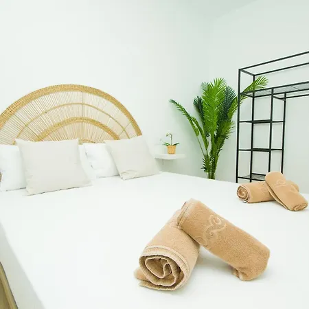 Lux - By Az Villa *