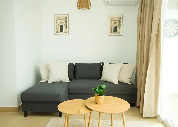 Lux - By Az Puerto del Carmen (Lanzarote)