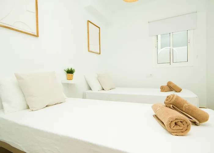 Lux - By Az Puerto del Carmen (Lanzarote)